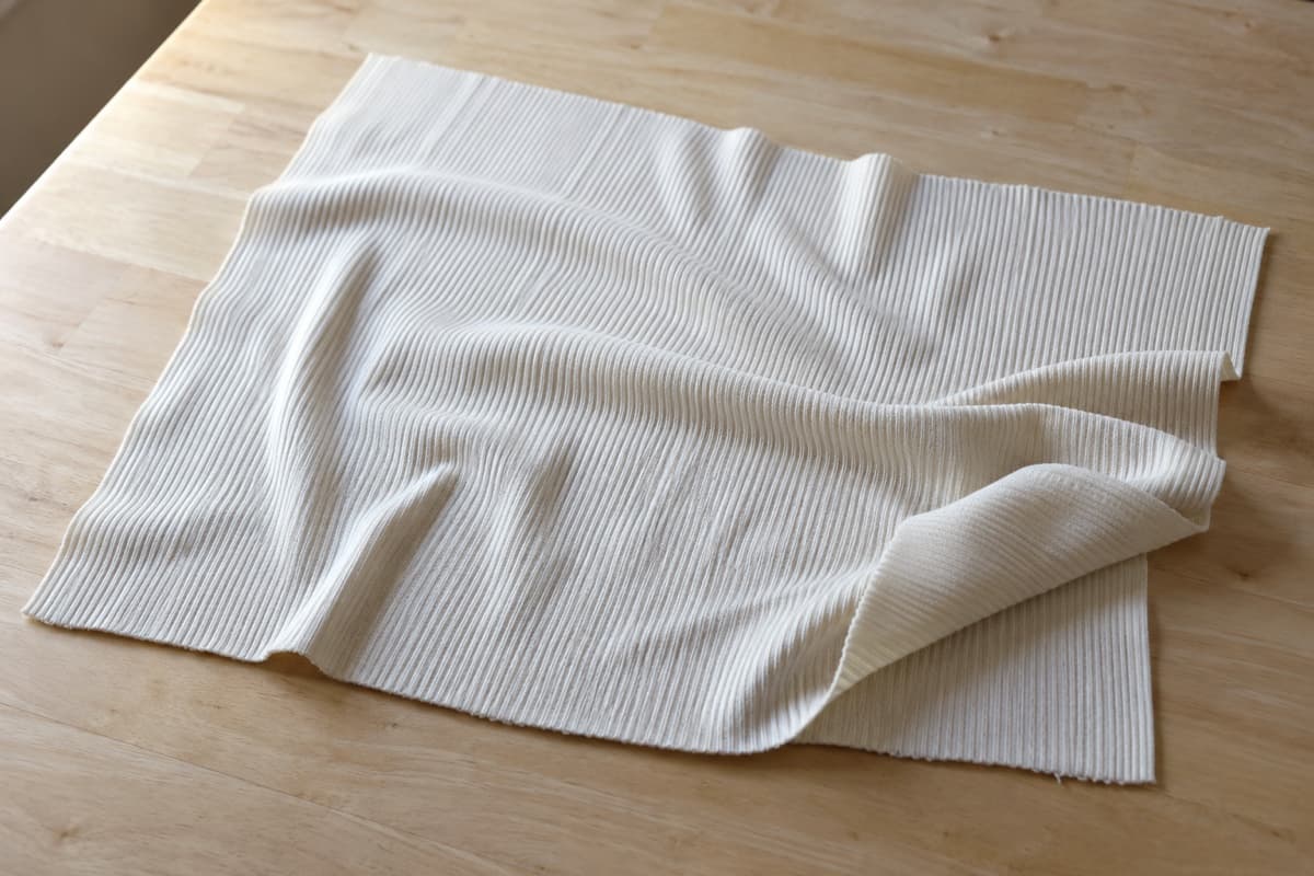 ภาพประกอบเนื้อผ้า Flexible Cool (ผ้าพรีเมี่ยม) ที่ใช้ผลิตเสื้อโปโล